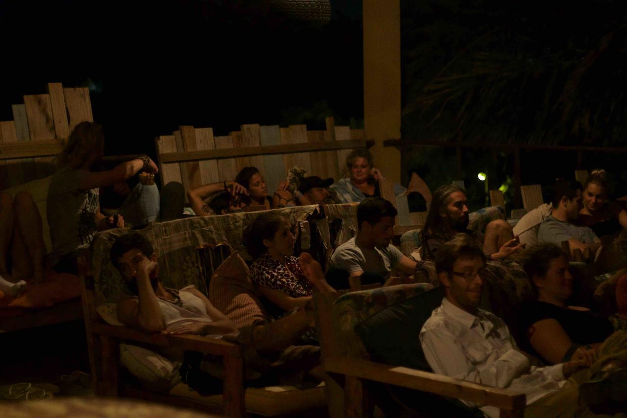 Mozambeat Motel Tofo Luaran gambar